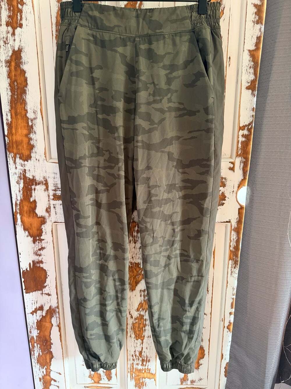 Athleta Brooklyn Textured Lined Jogger Women's Size 6 Green Camo Pull On